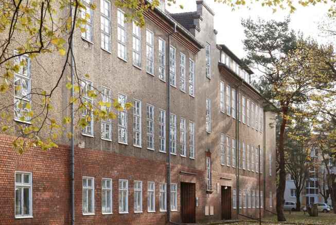 Bild vergrößern: GründerInnenzentrum - KreativWerk im alten Puschkin Gymnasium