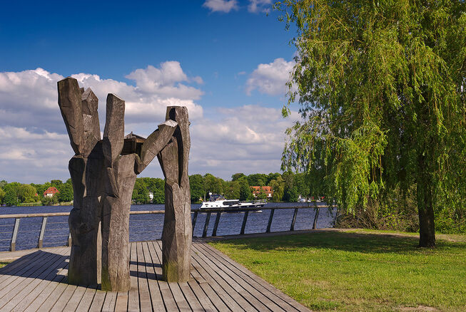 Bild vergr&ouml;&szlig;ern: Nieder Neuendorf Uferpromenade
