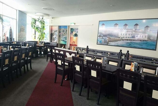 Bild vergr&ouml;&szlig;ern: Restaurant Syrtaki Gastraum