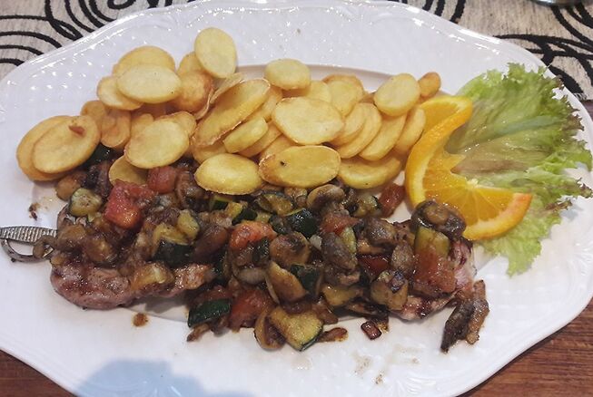 Bild vergr&ouml;&szlig;ern: Restaurant Syrtaki Speise