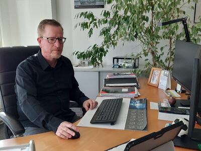 Bild vergrößern: Matthias Hofmann, Niederlassungsleiter der Firma Energieanlagen Nord GmbH (EAN) in Hennigsdorf