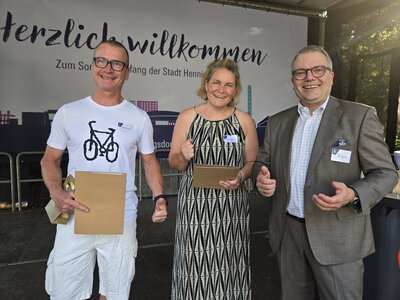 Bild vergr&ouml;&szlig;ern: 25062026 - beste Radler Stadtradeln, Maik Wolschke (DLRG) und Doreen L&uuml;der (Team Stadtverwalt) - Foto Alexander Dieck