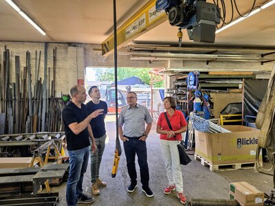 Bild vergr&ouml;&szlig;ern: Kraft-Service Firmenbesuch Foto Stahlbau