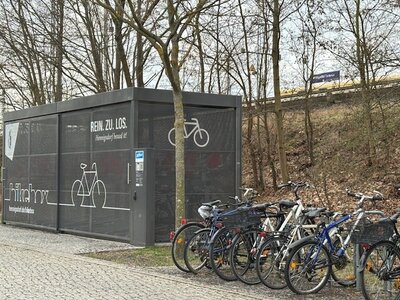 Bild vergr&ouml;&szlig;ern: M&auml;rz 2026 - Fahrradboxen - Foto Andrea Linne